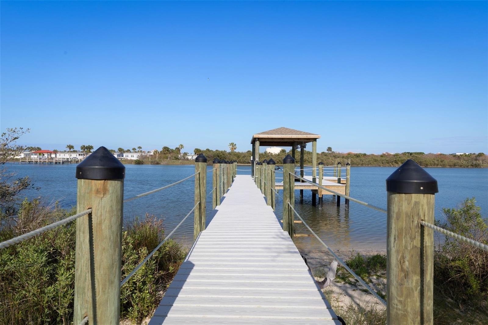 Image 30 of 88 For 51 Riverwalk Drive