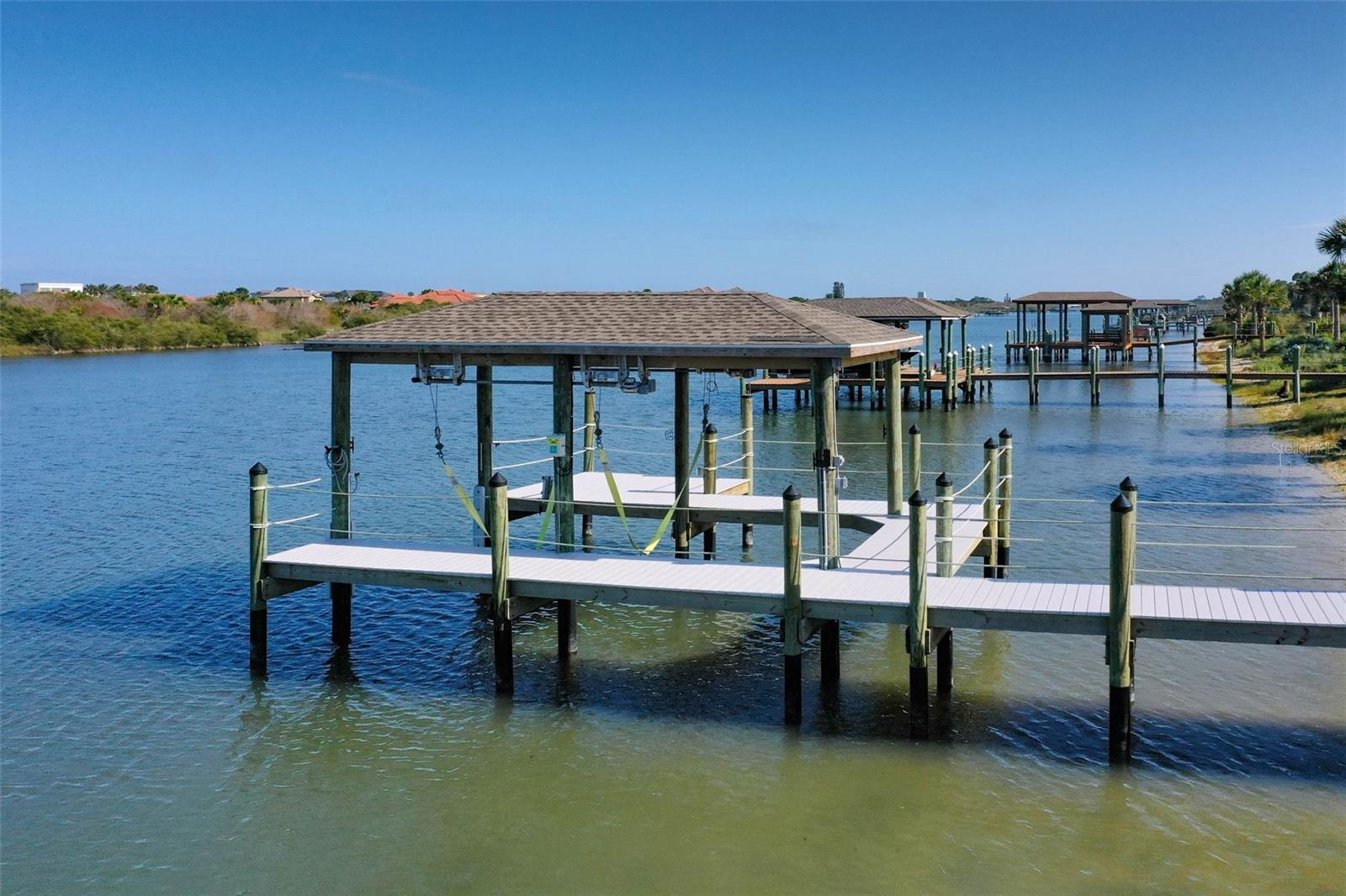 Image 32 of 88 For 51 Riverwalk Drive