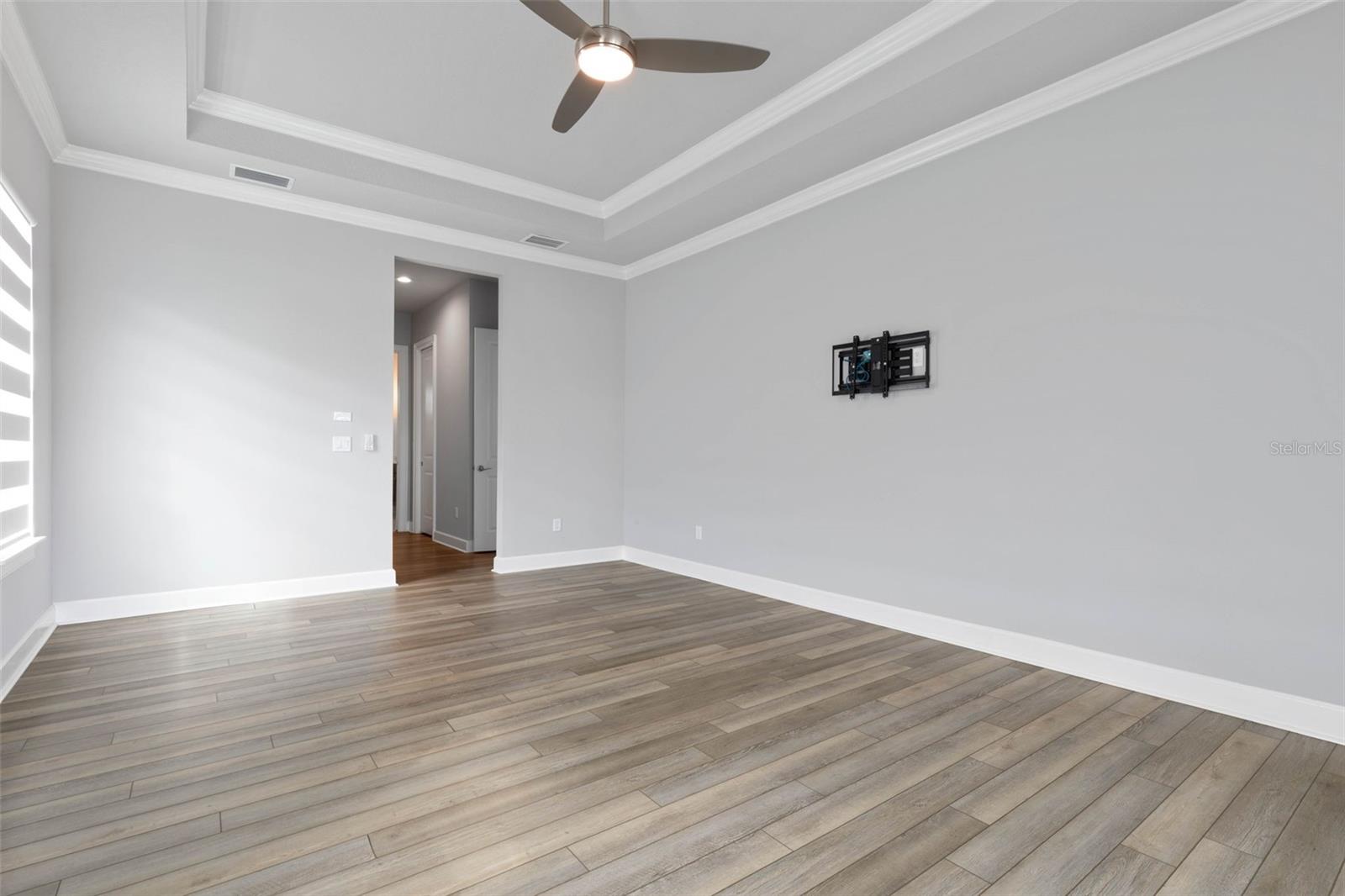 Image 37 of 88 For 51 Riverwalk Drive