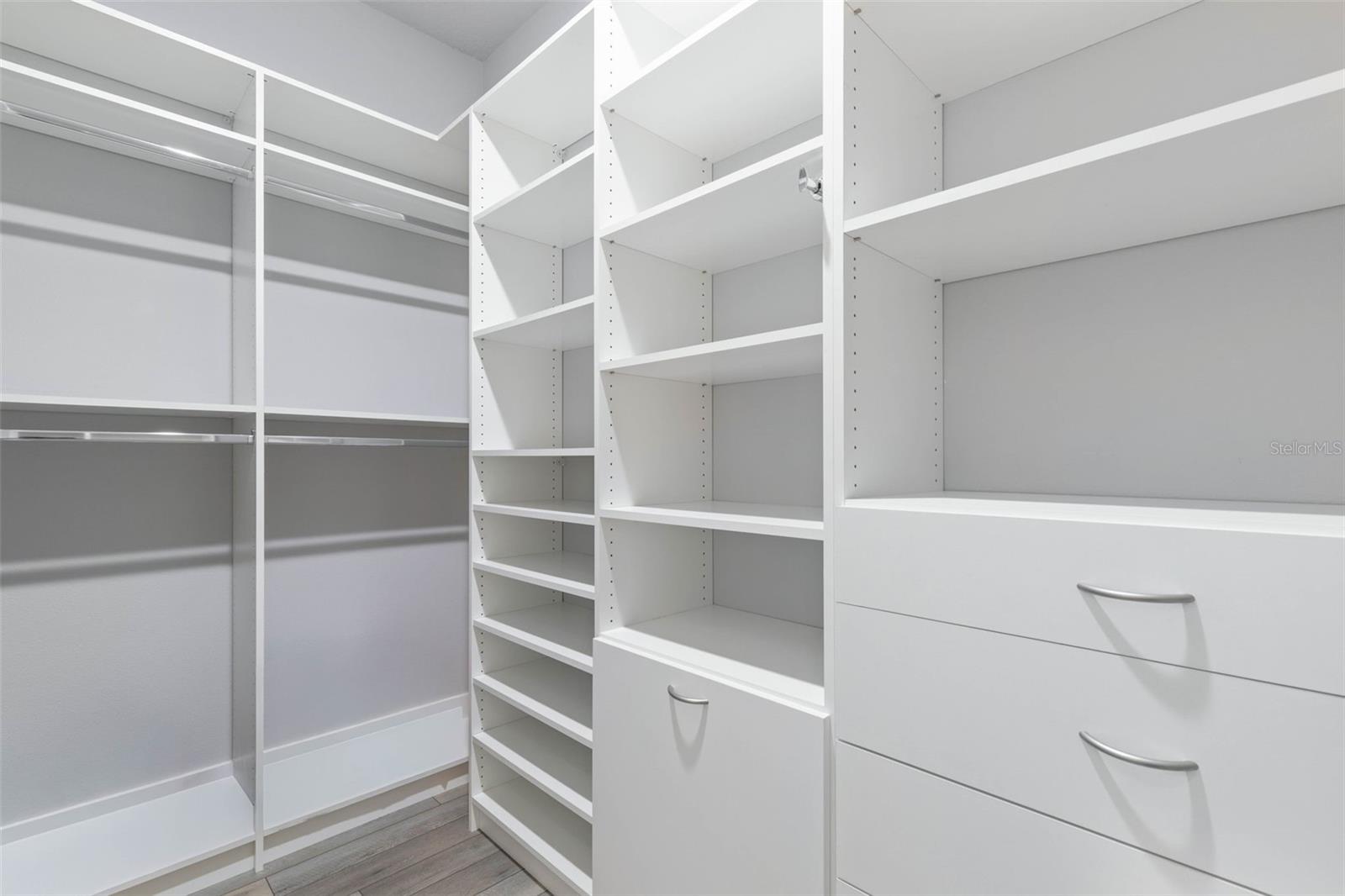 Image 43 of 88 For 51 Riverwalk Drive