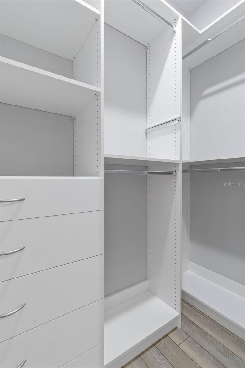 Image 44 of 88 For 51 Riverwalk Drive