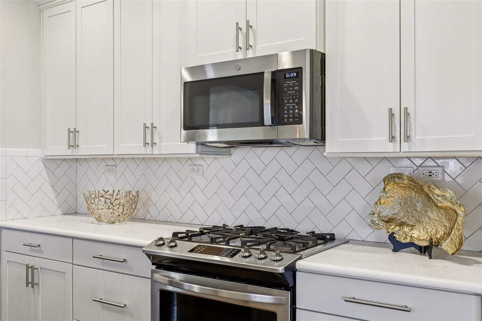 Image 26 of 43 For 186 Concave Lane