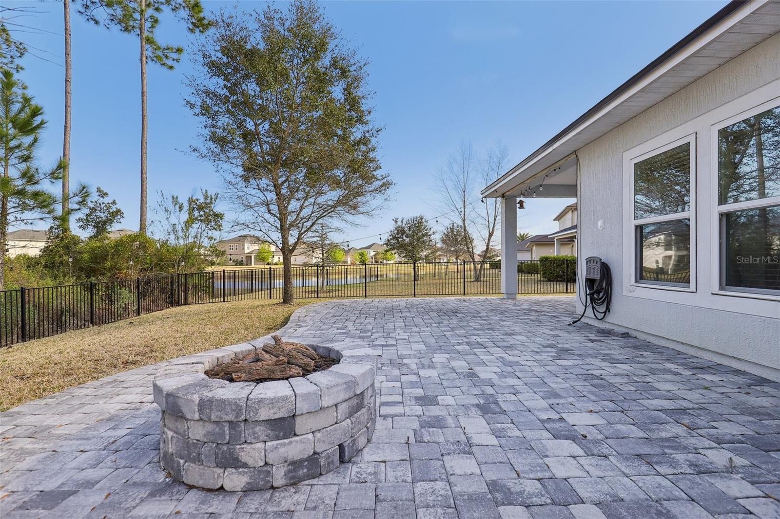 Image 40 of 43 For 186 Concave Lane