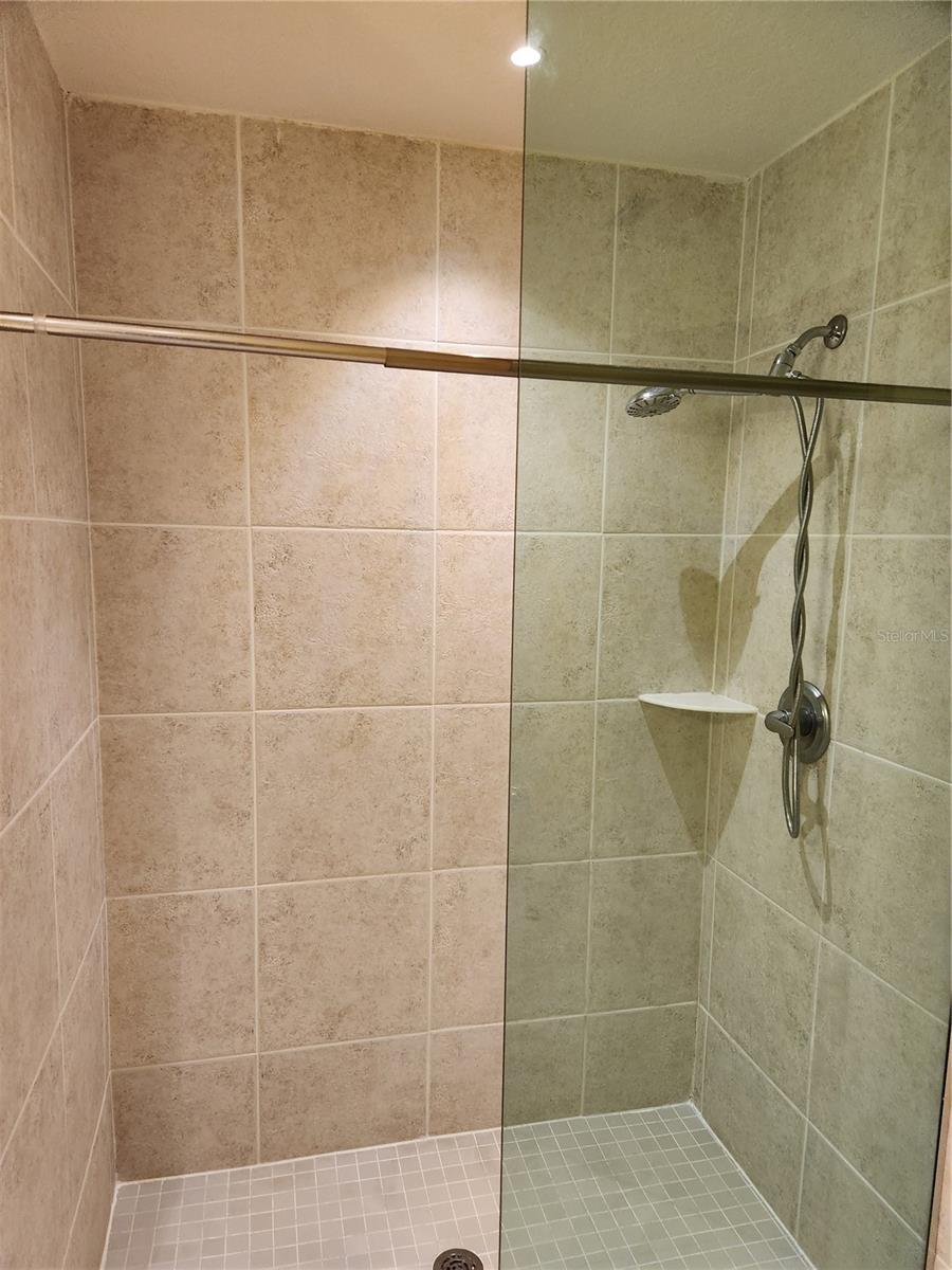 Image 14 of 16 For 101 Palm Harbor Pkwy  C-420