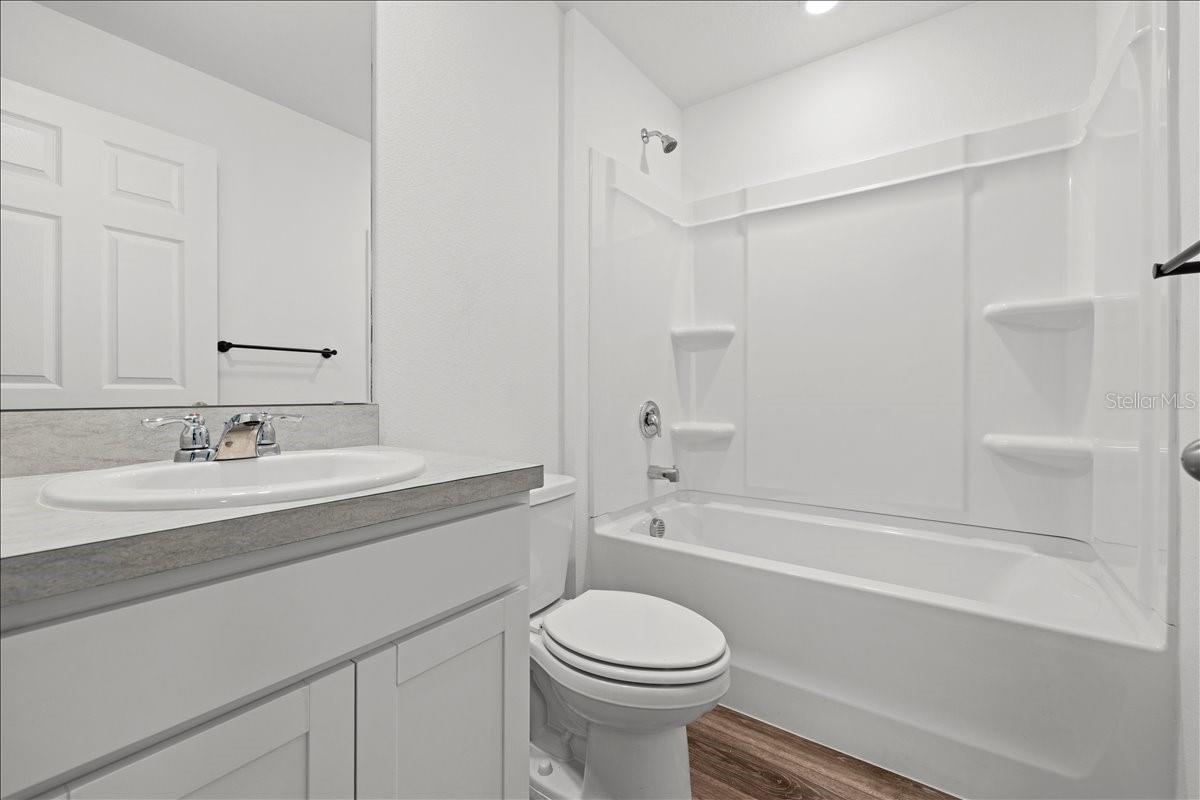 Image 13 of 37 For 8 Sedgefield Path N