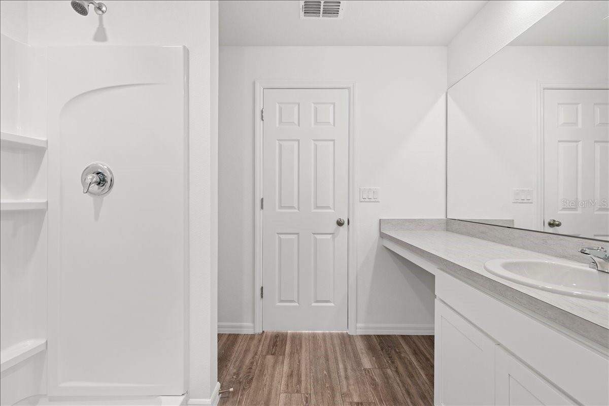 Image 29 of 37 For 8 Sedgefield Path N