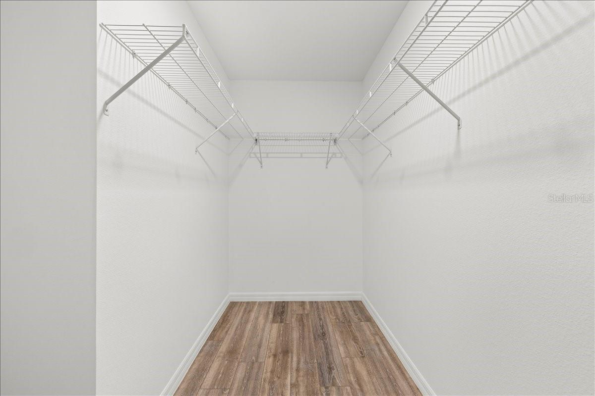 Image 32 of 37 For 8 Sedgefield Path N