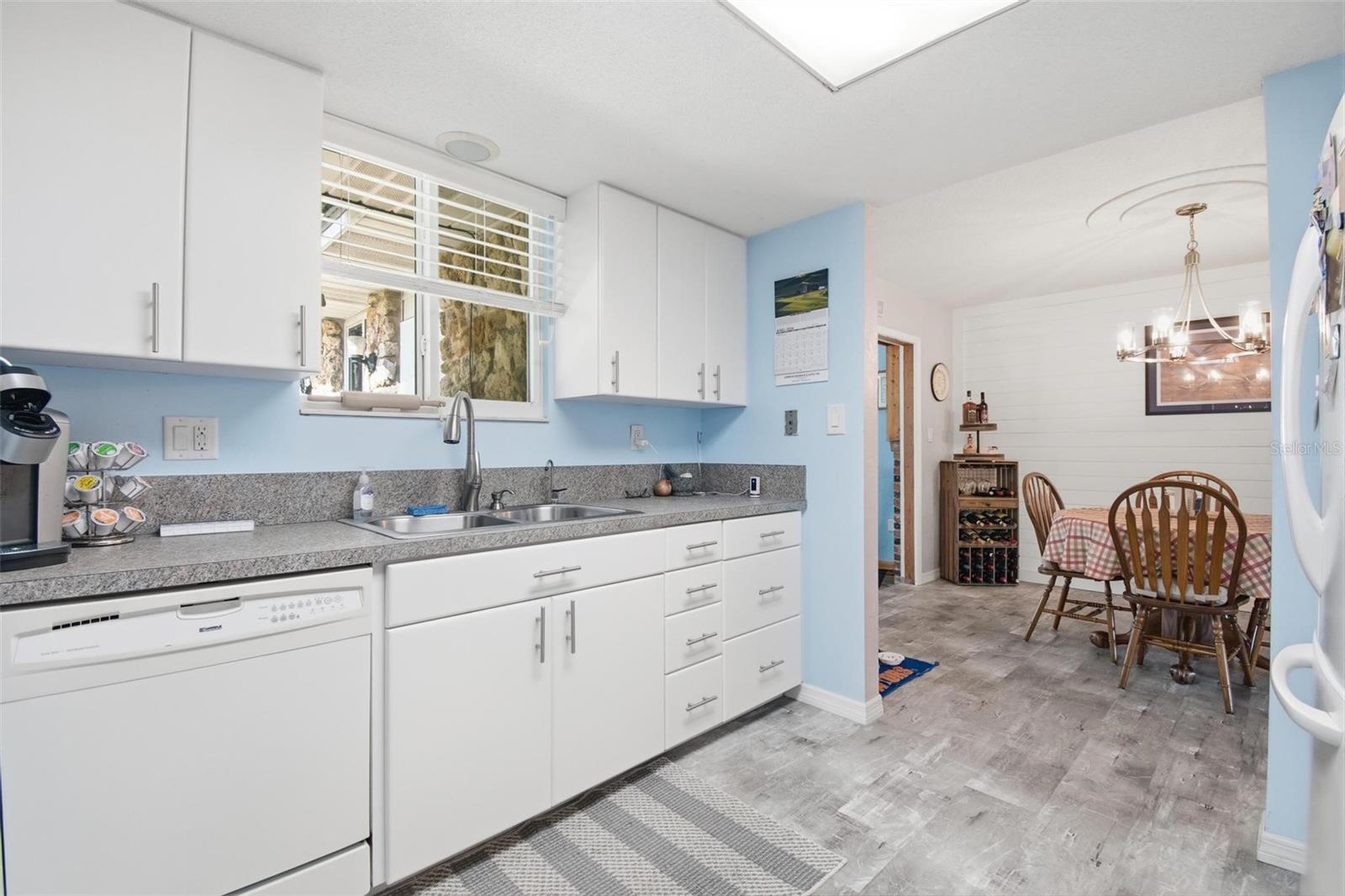 Image 24 of 52 For 4368 N Ocean Shore Blvd