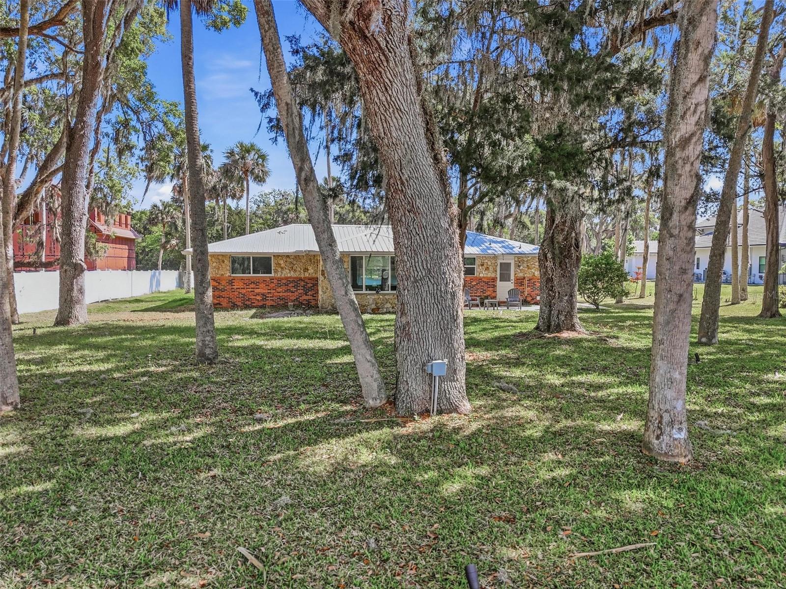 Image 4 of 52 For 4368 N Ocean Shore Blvd