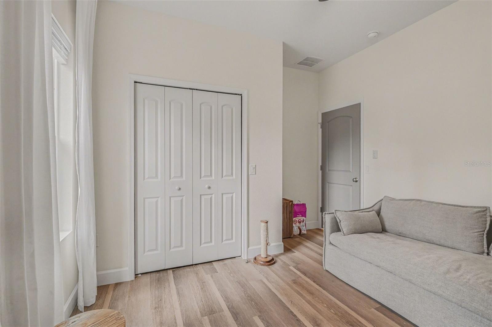 Image 16 of 28 For 2740 Iris Road