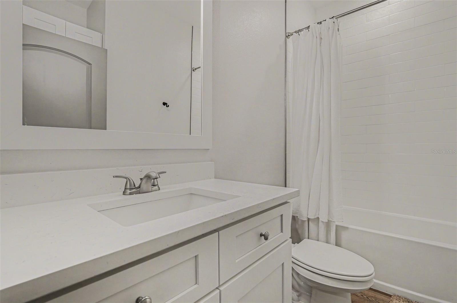 Image 20 of 28 For 2740 Iris Road