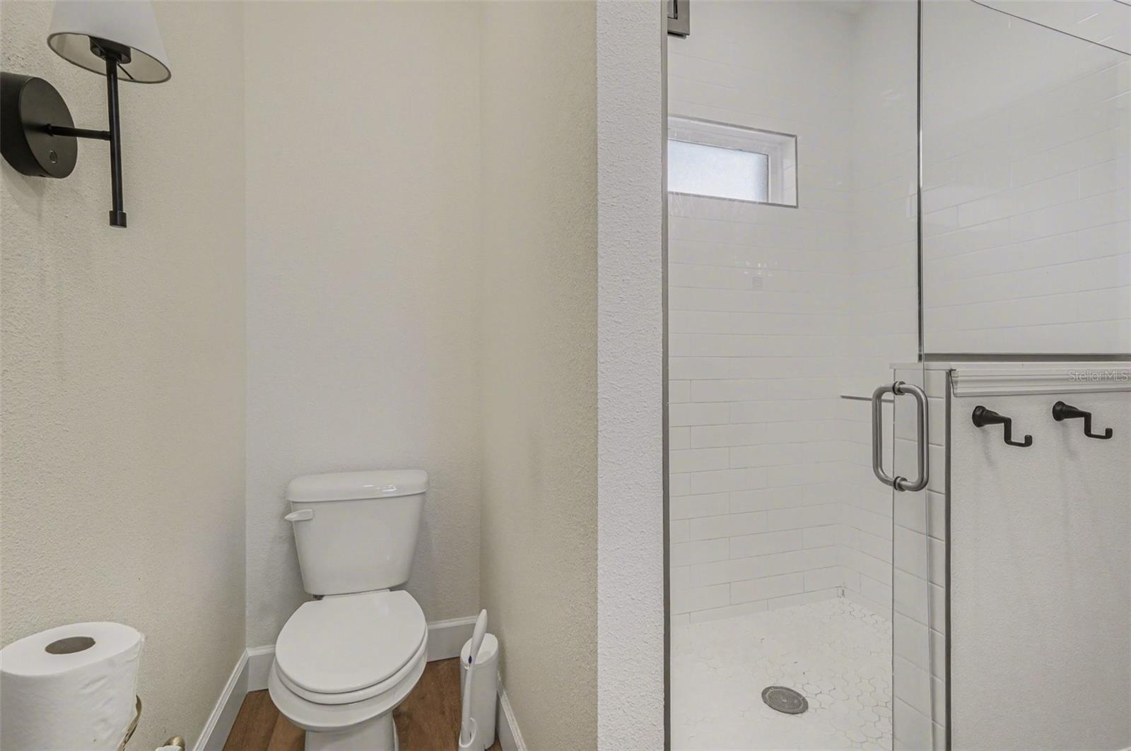 Image 21 of 28 For 2740 Iris Road