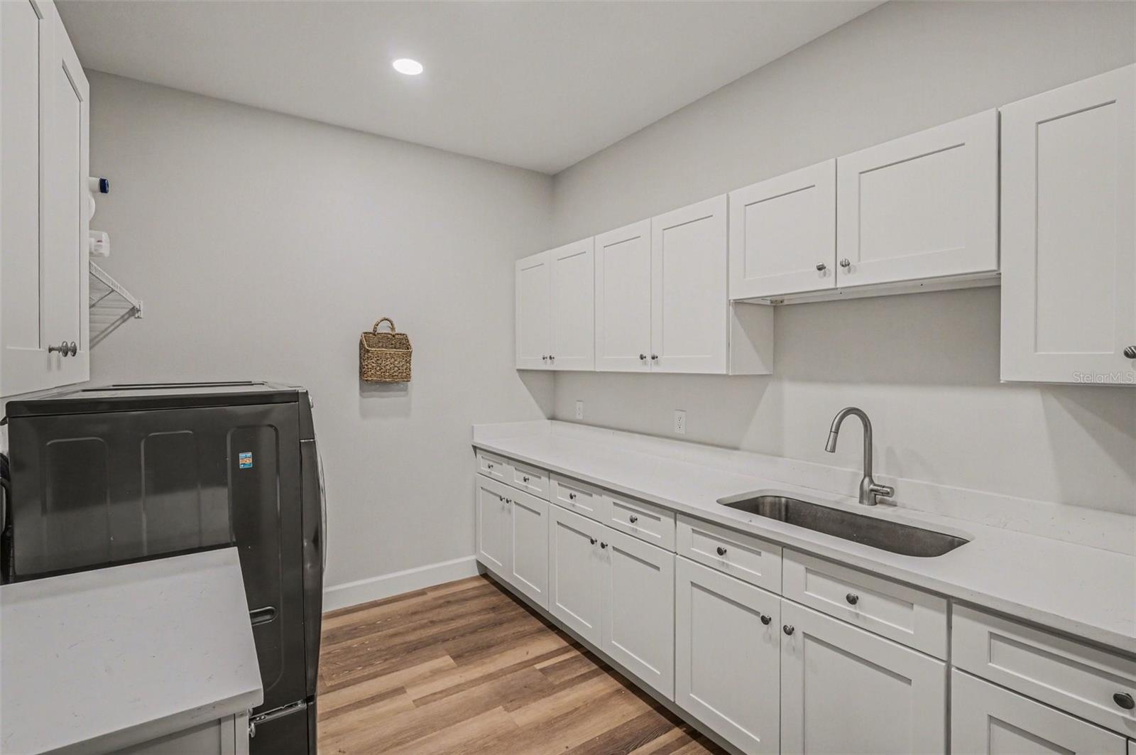 Image 22 of 28 For 2740 Iris Road