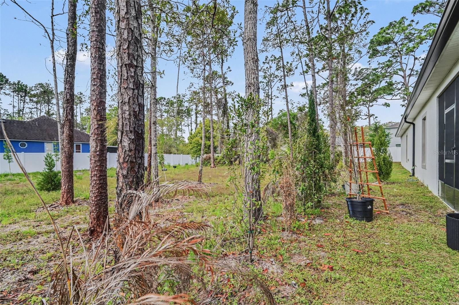 Image 25 of 28 For 2740 Iris Road