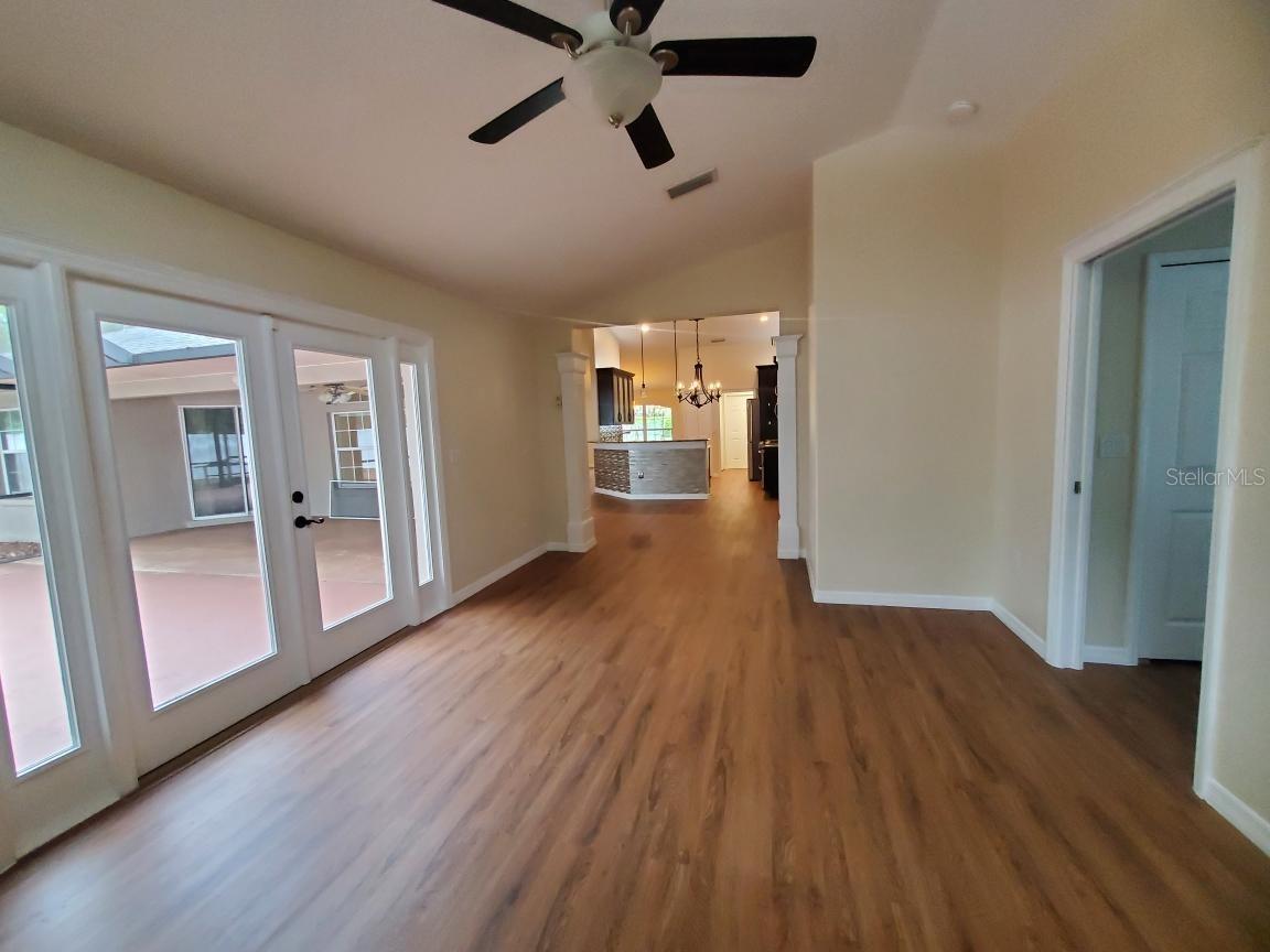 Image 10 of 26 For 10 Wayler Place