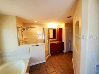 Image 16 of 26 For 10 Wayler Place