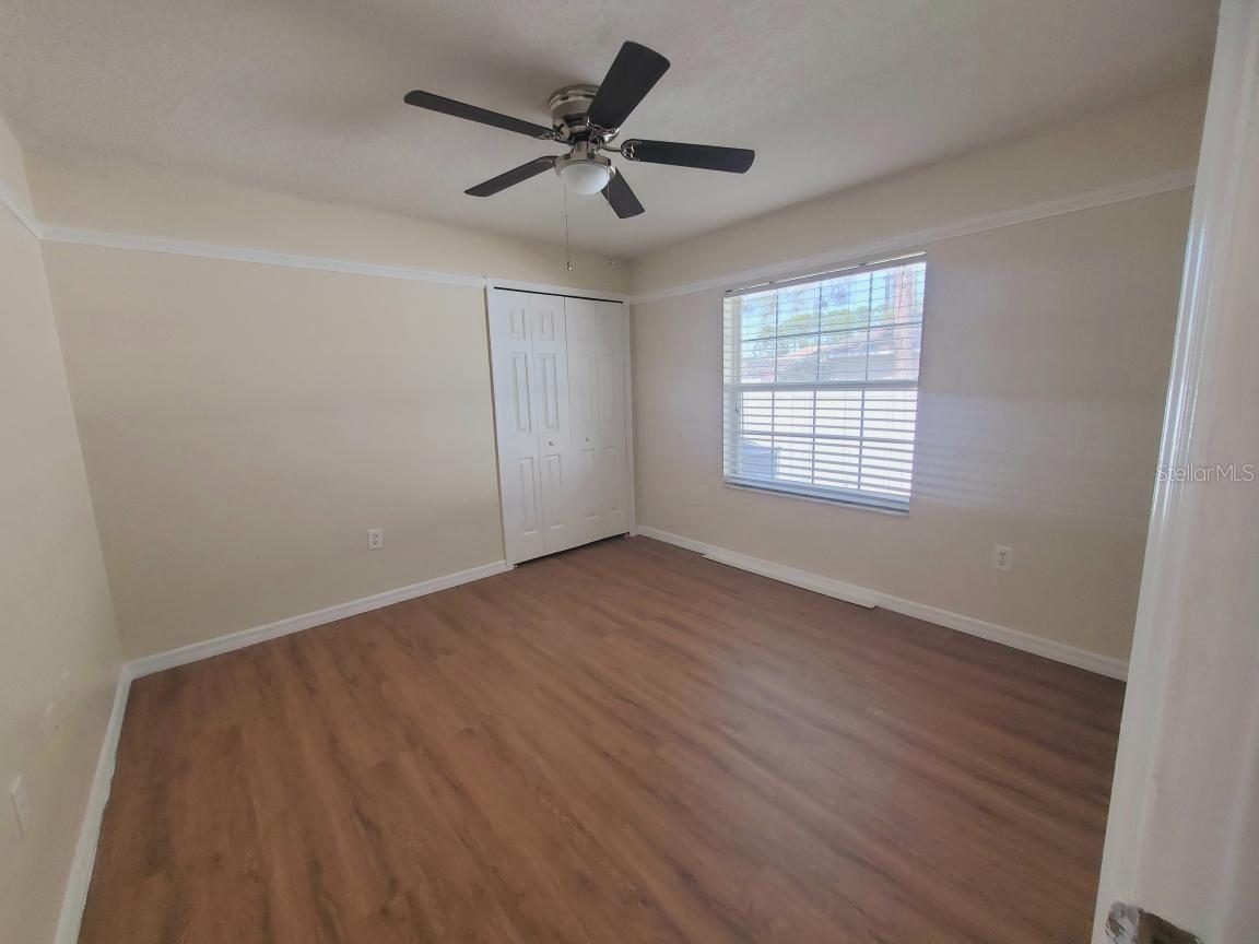 Image 18 of 26 For 10 Wayler Place