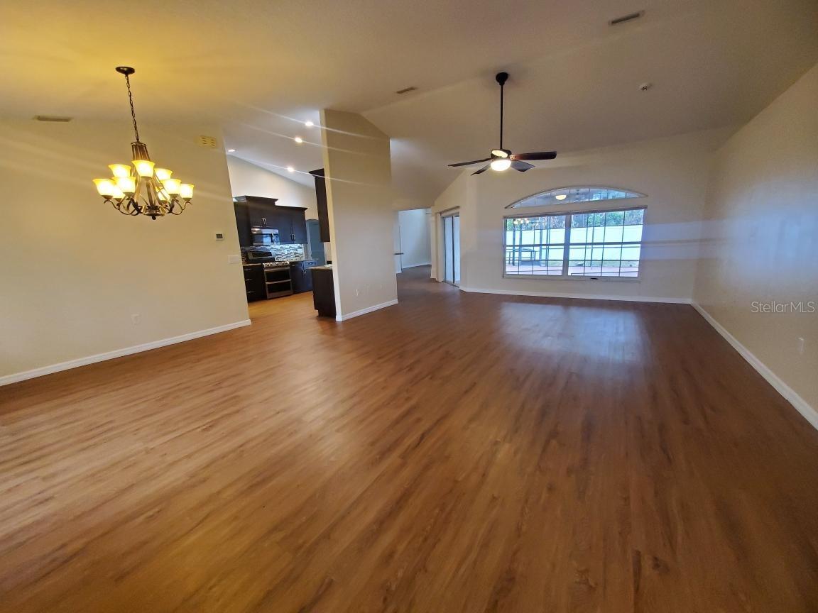 Image 2 of 26 For 10 Wayler Place