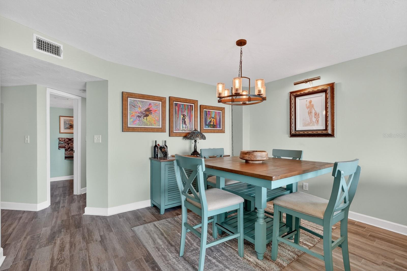 Image 13 of 35 For 2860 Ocean Shore Boulevard 2060