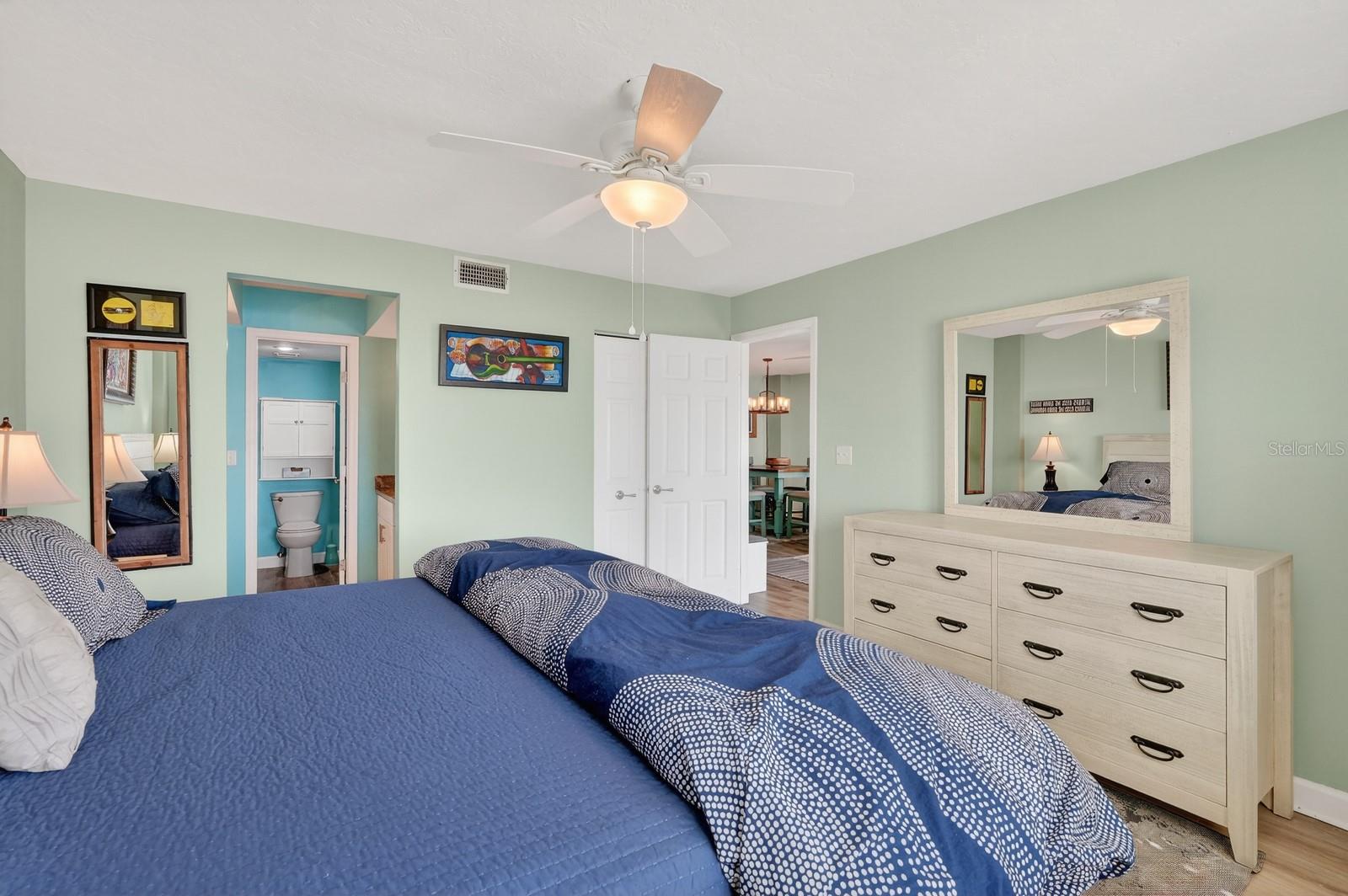 Image 15 of 35 For 2860 Ocean Shore Boulevard 2060