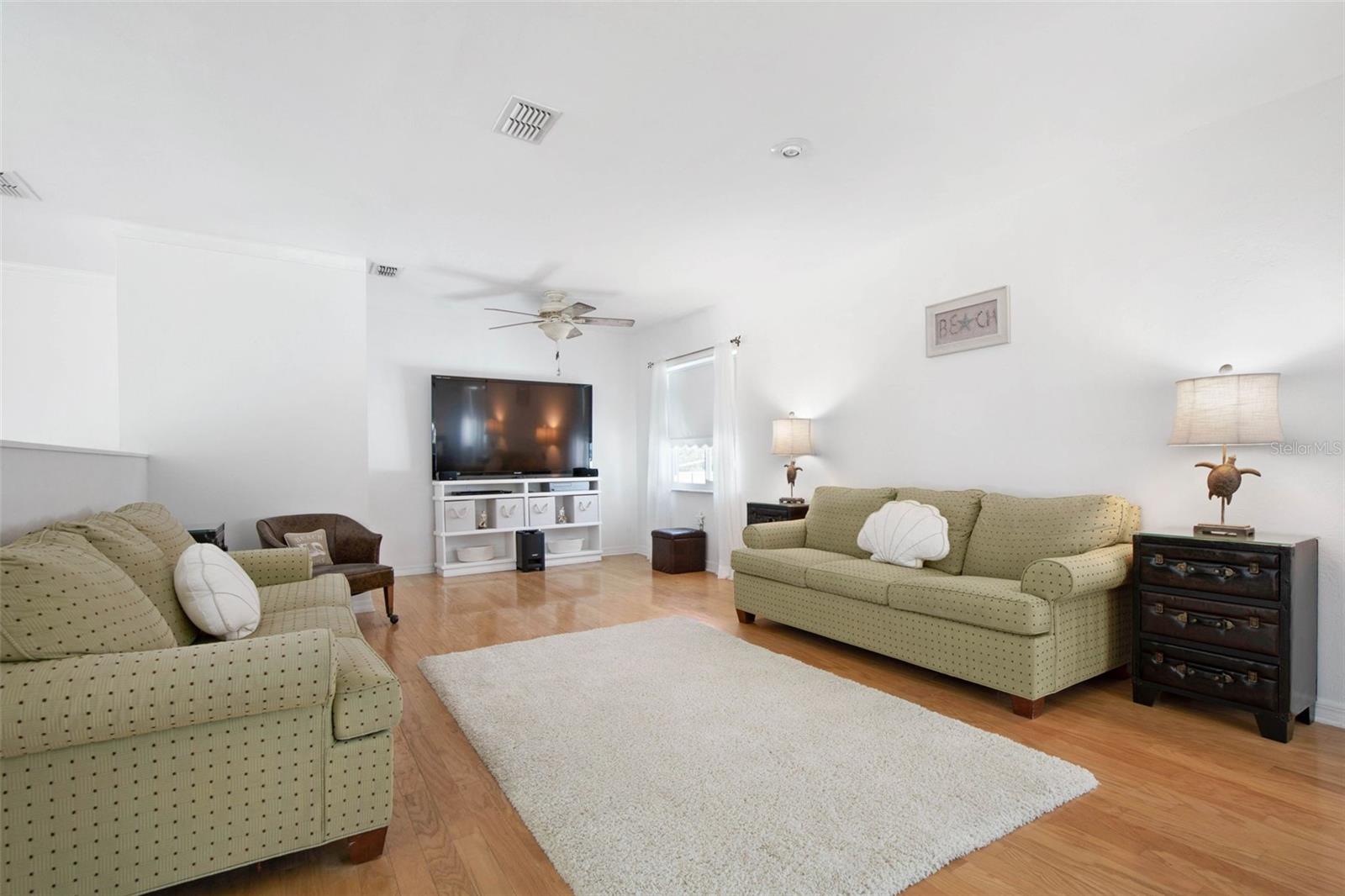 Image 42 of 48 For 3162 Ocean Shore Boulevard