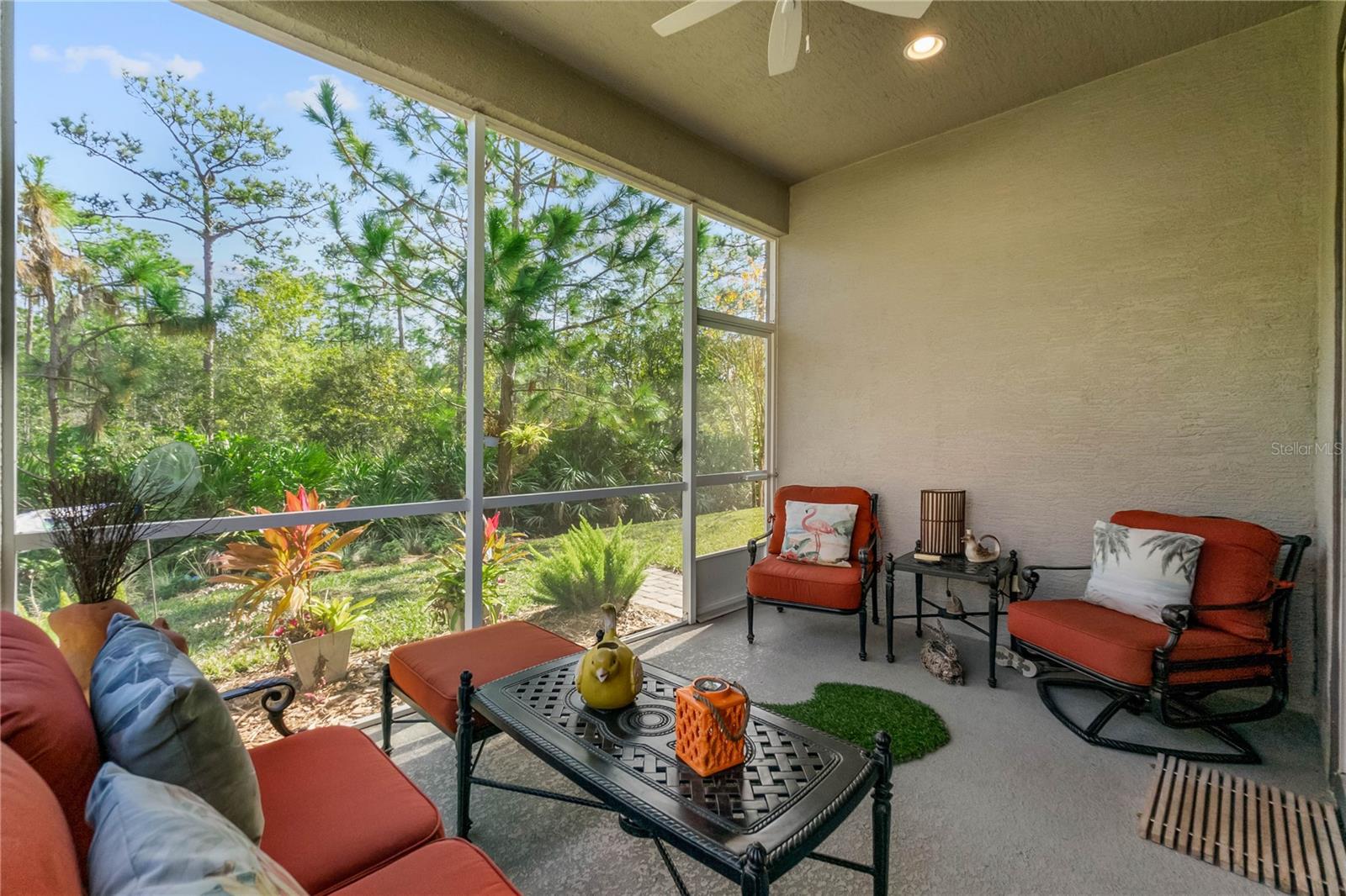 Image 28 of 35 For 830 Aldenham Lane