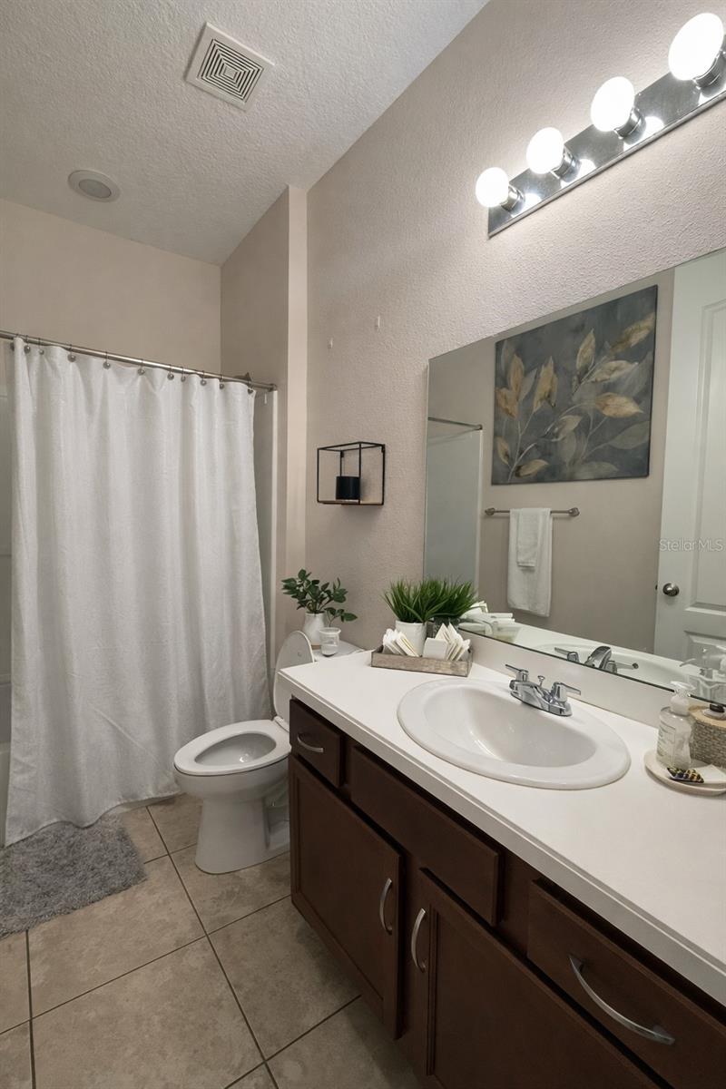 Image 13 of 21 For 83 Montiano Circle