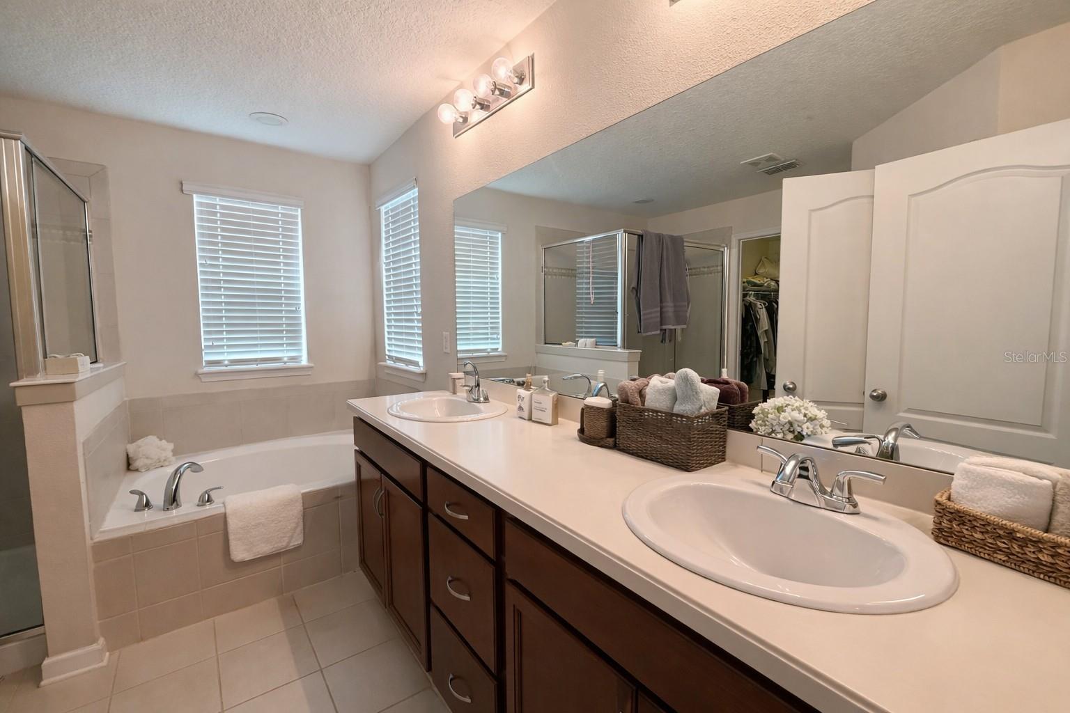 Image 14 of 21 For 83 Montiano Circle