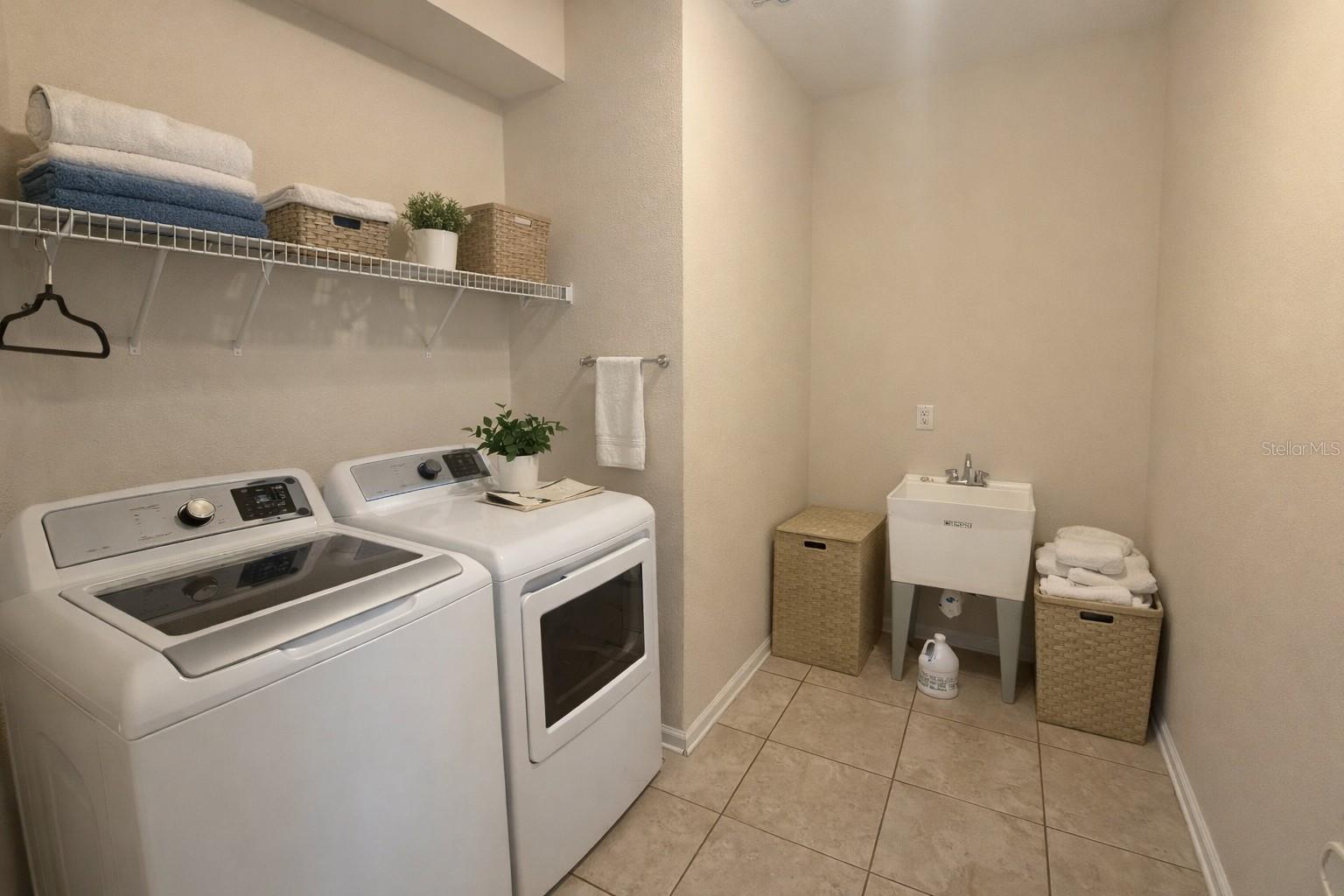 Image 17 of 21 For 83 Montiano Circle