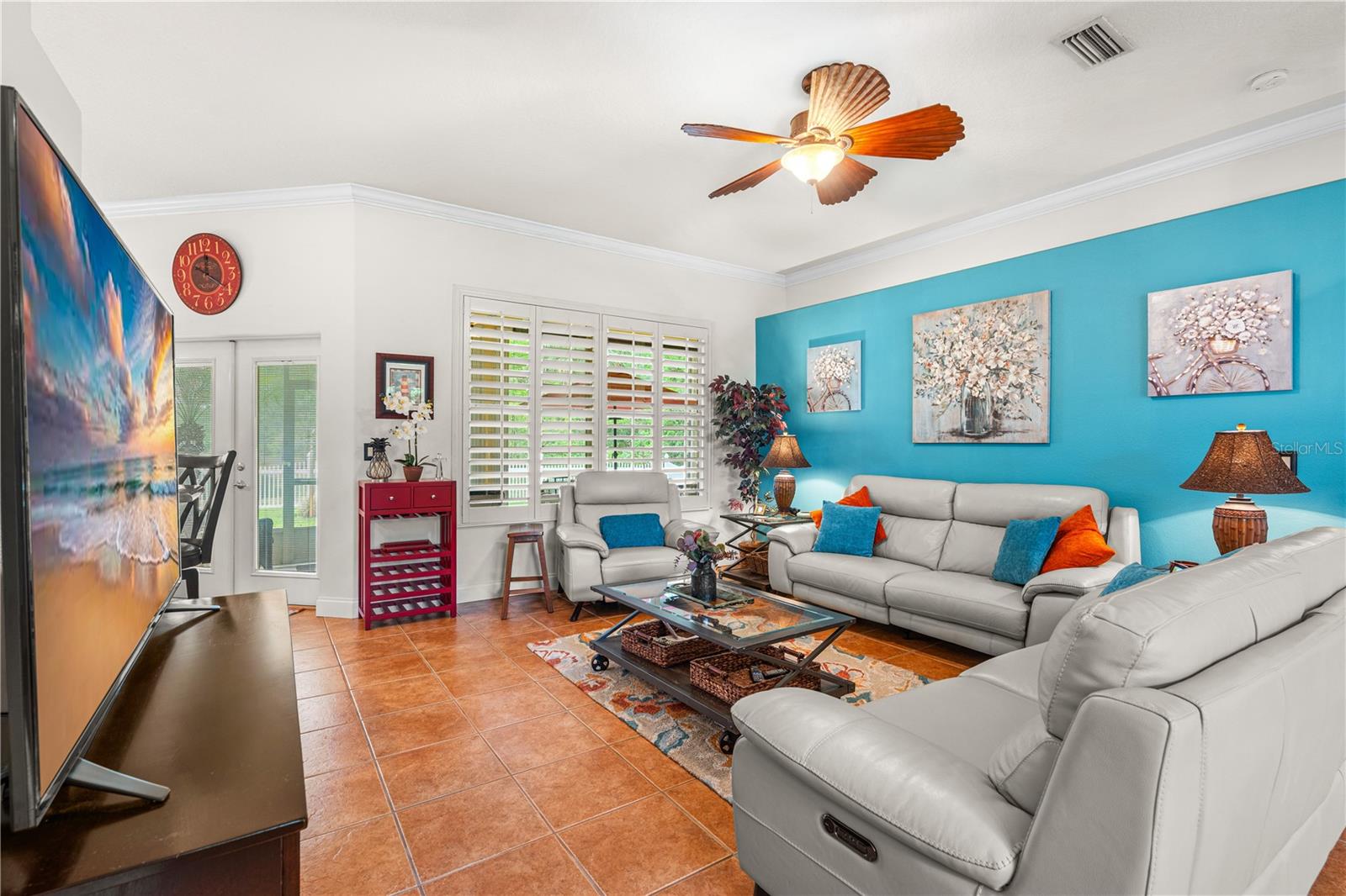 Image 10 of 45 For 30 Acanthus Circle