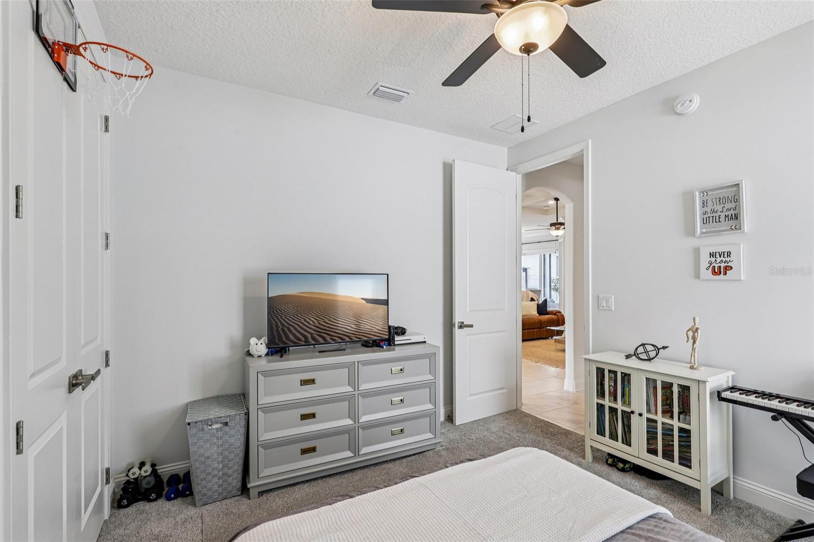 Image 33 of 60 For 84 Firecrest Drive