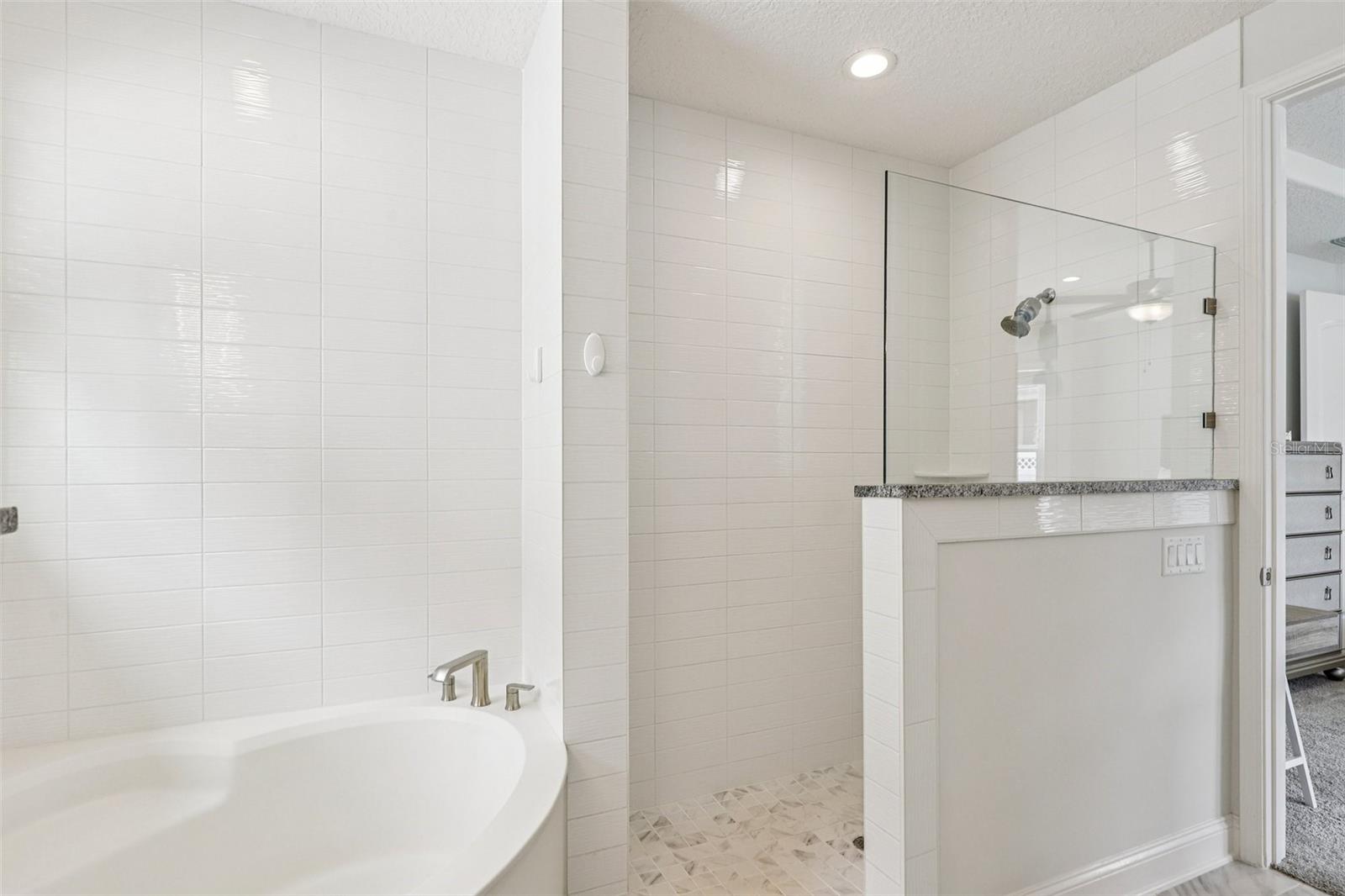 Image 39 of 60 For 84 Firecrest Drive