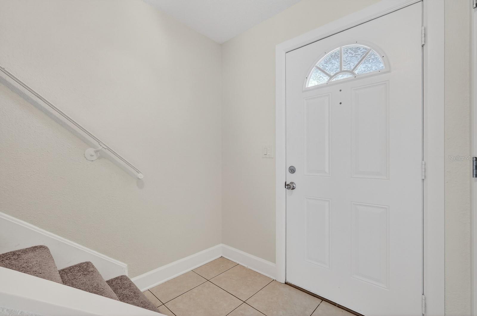 Image 3 of 29 For 437 Oleander Avenue 1