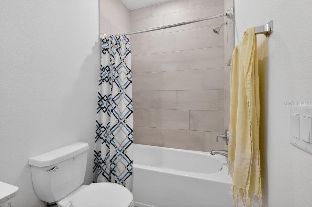 Image 27 of 43 For 210 White Rabbit Run