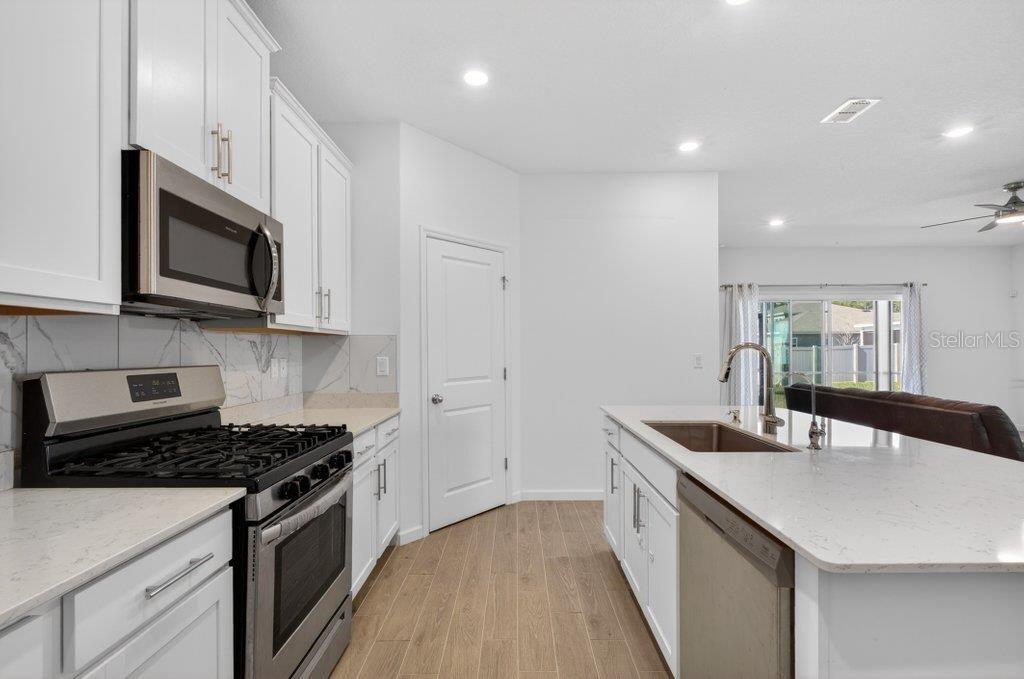 Image 9 of 43 For 210 White Rabbit Run