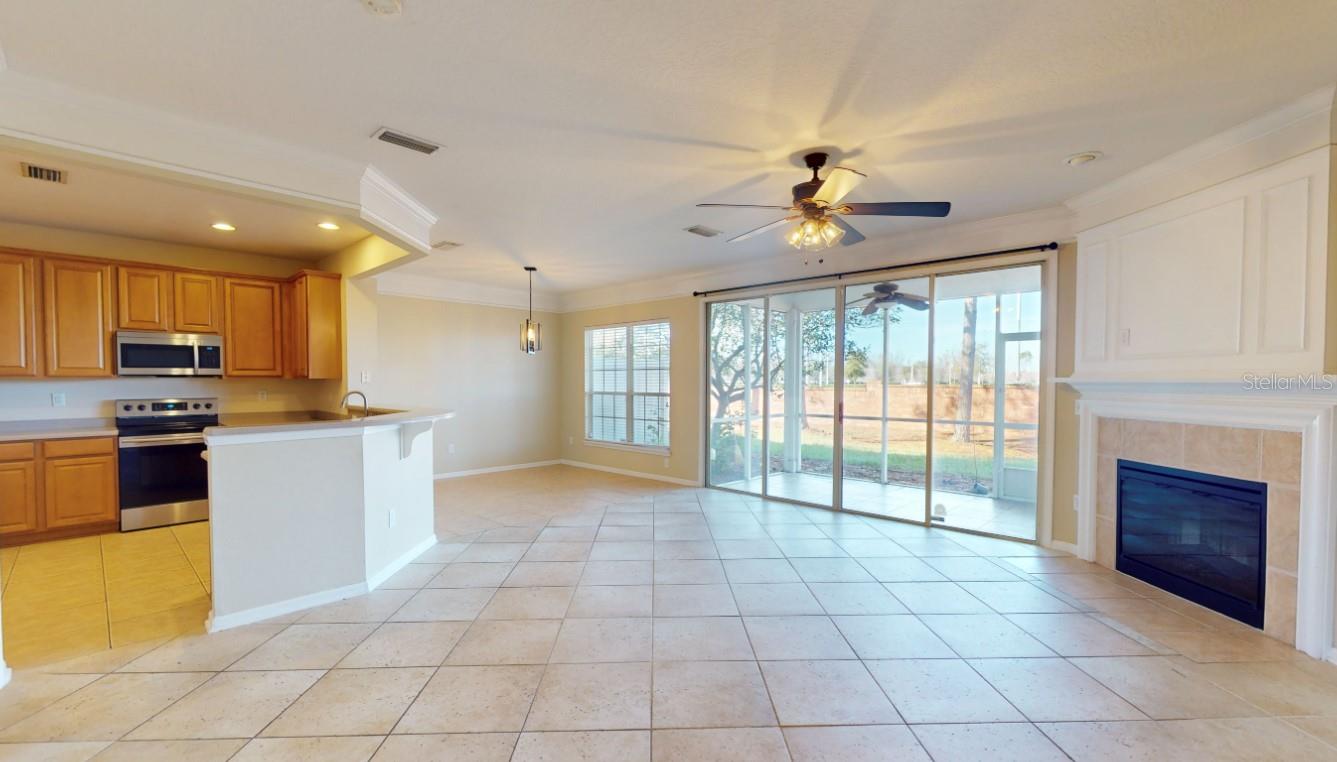 Image 6 of 16 For 11245 Castlemain Circle N