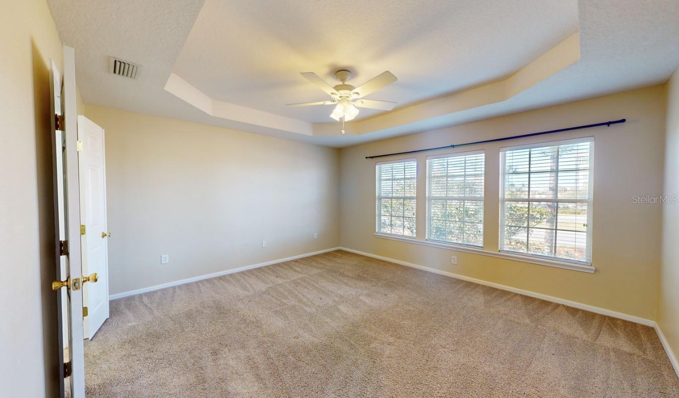 Image 8 of 16 For 11245 Castlemain Circle N