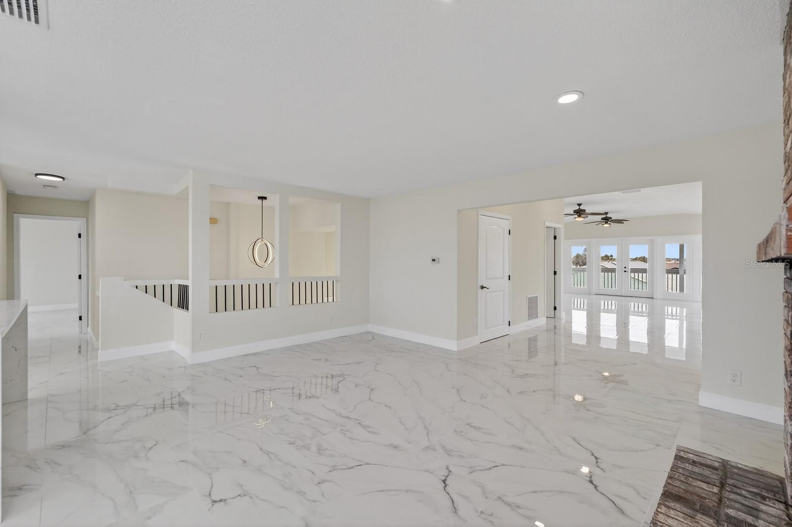 Image 12 of 69 For 7 Sea Watch Terrace