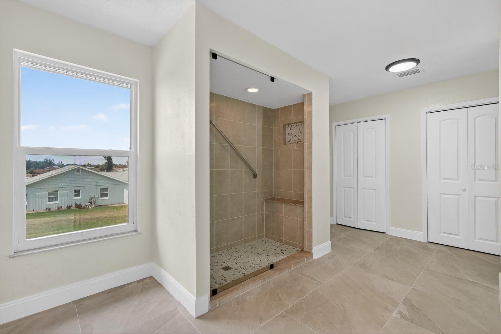 Image 27 of 69 For 7 Sea Watch Terrace