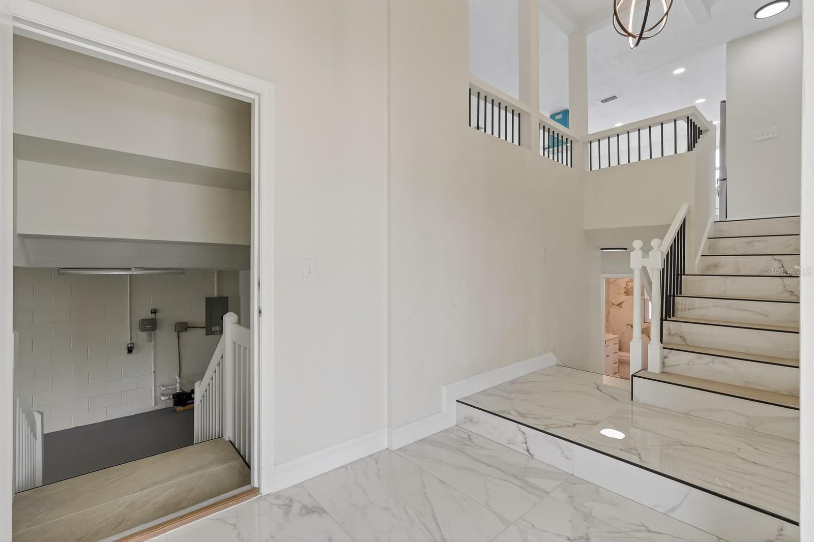 Image 9 of 69 For 7 Sea Watch Terrace