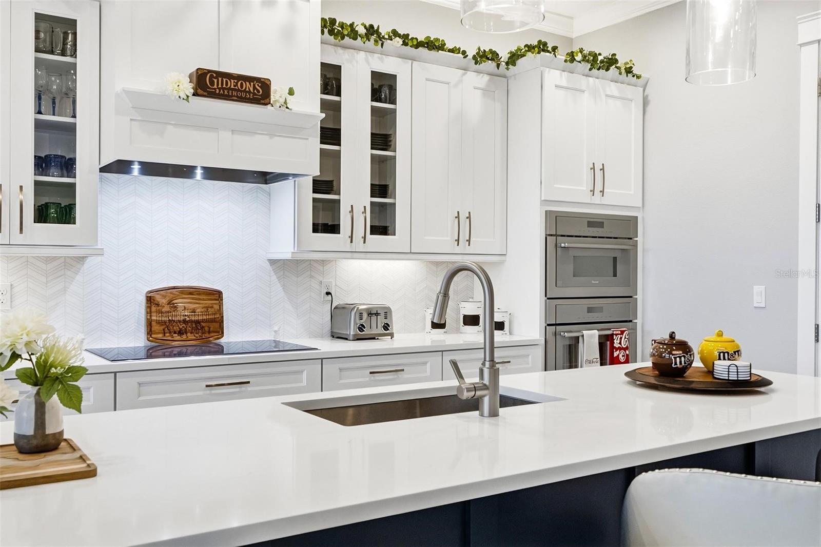 Image 18 of 72 For 9 Del Palma Drive