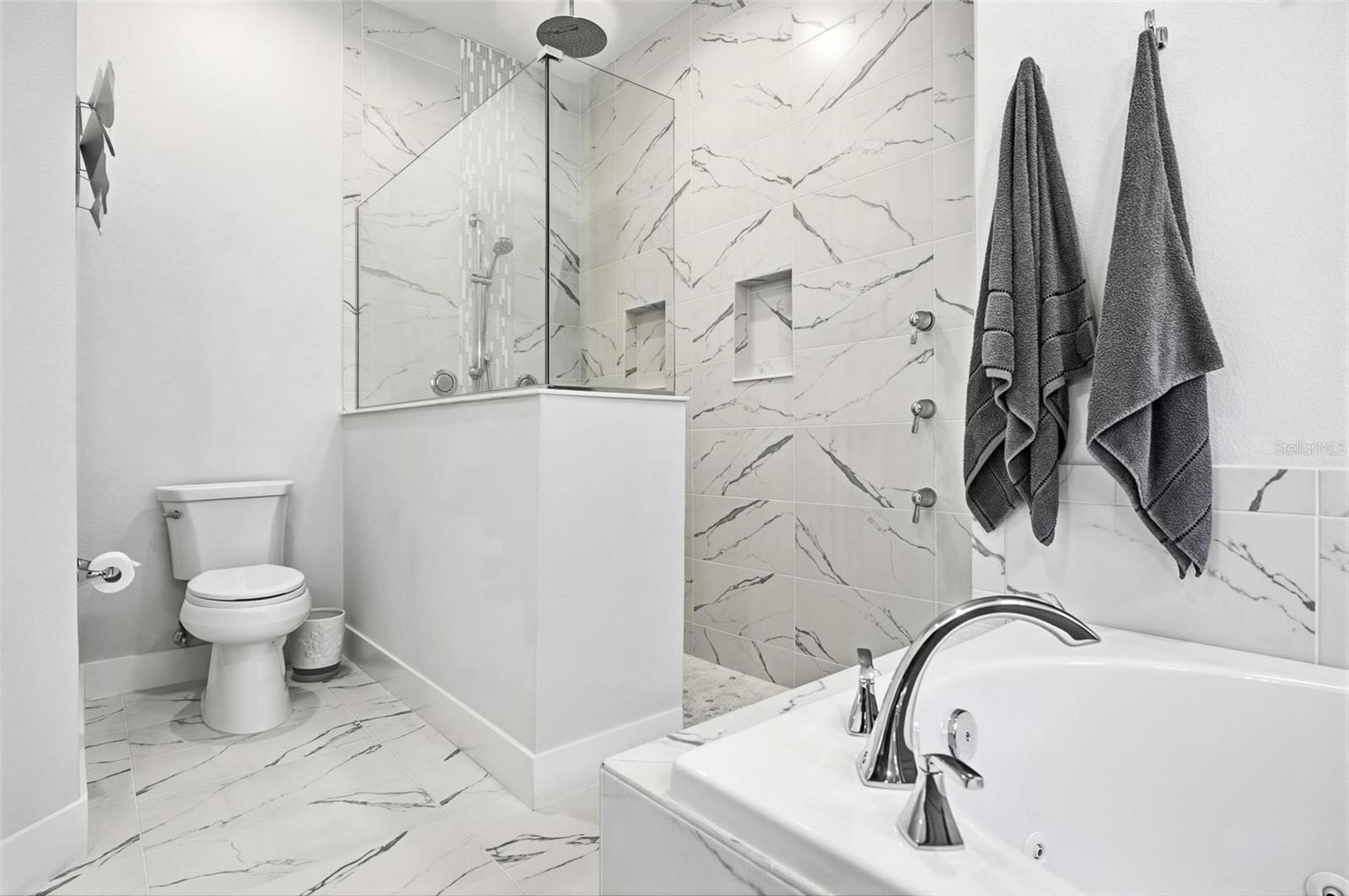 Image 43 of 72 For 9 Del Palma Drive