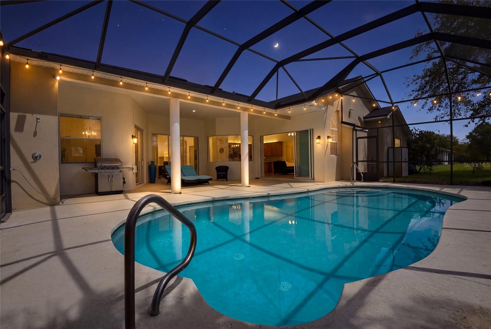 Image 2 of 45 For 9 London Dr  