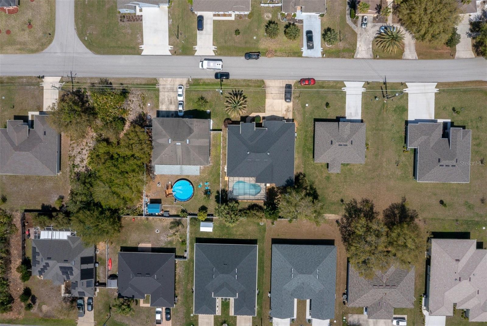 Image 42 of 45 For 9 London Dr  