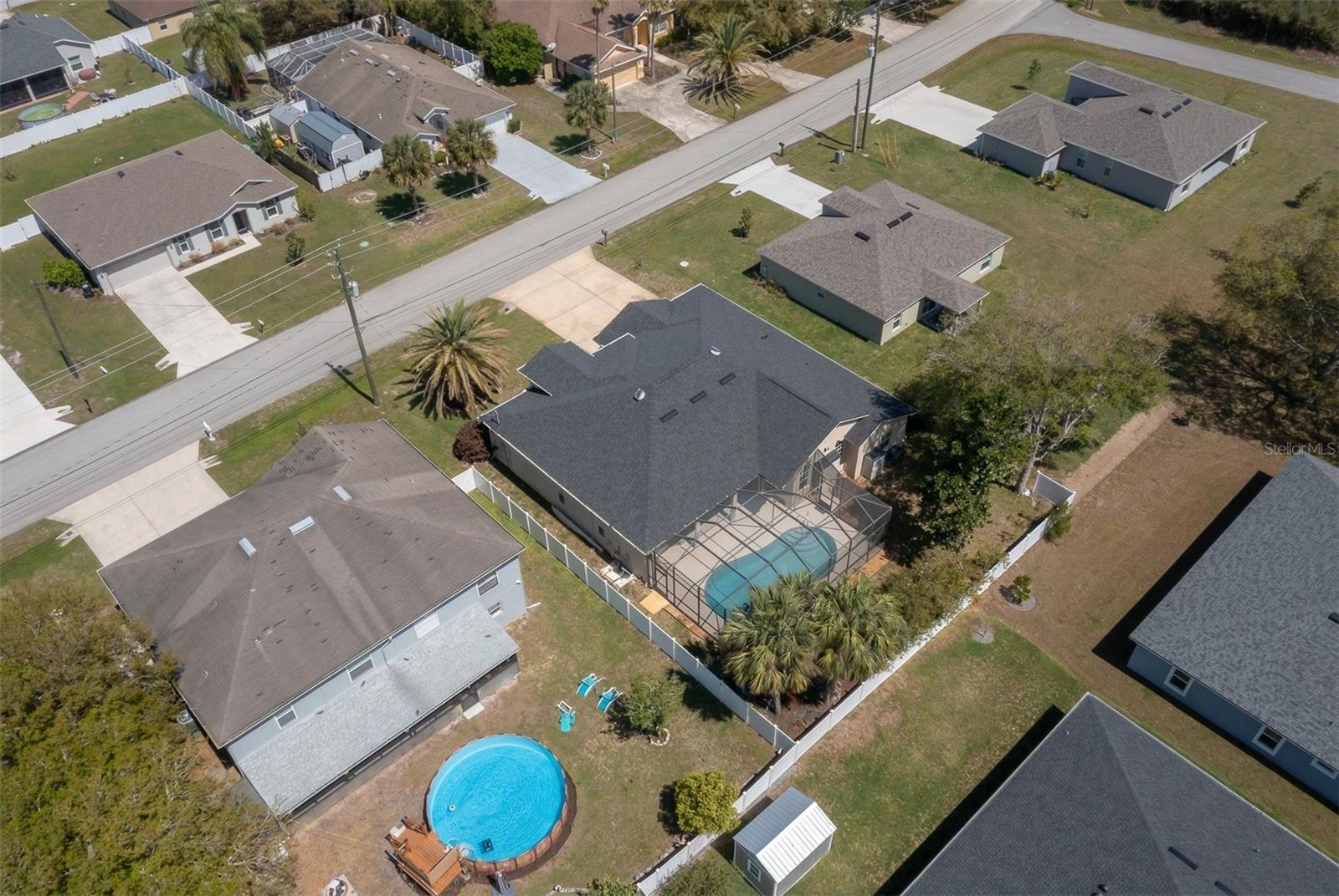 Image 43 of 45 For 9 London Dr  