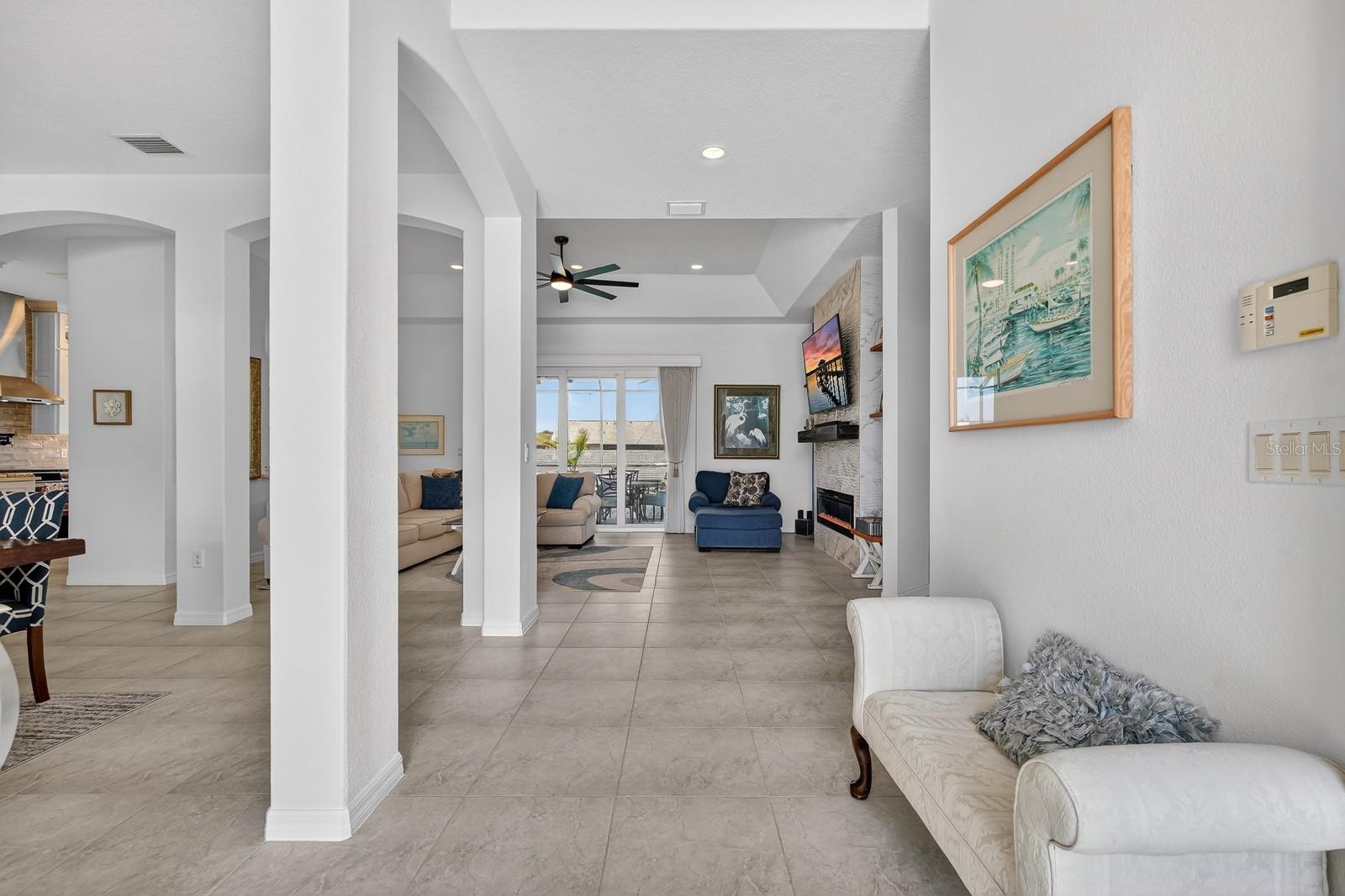 Image 13 of 84 For 11 Cottonton Court