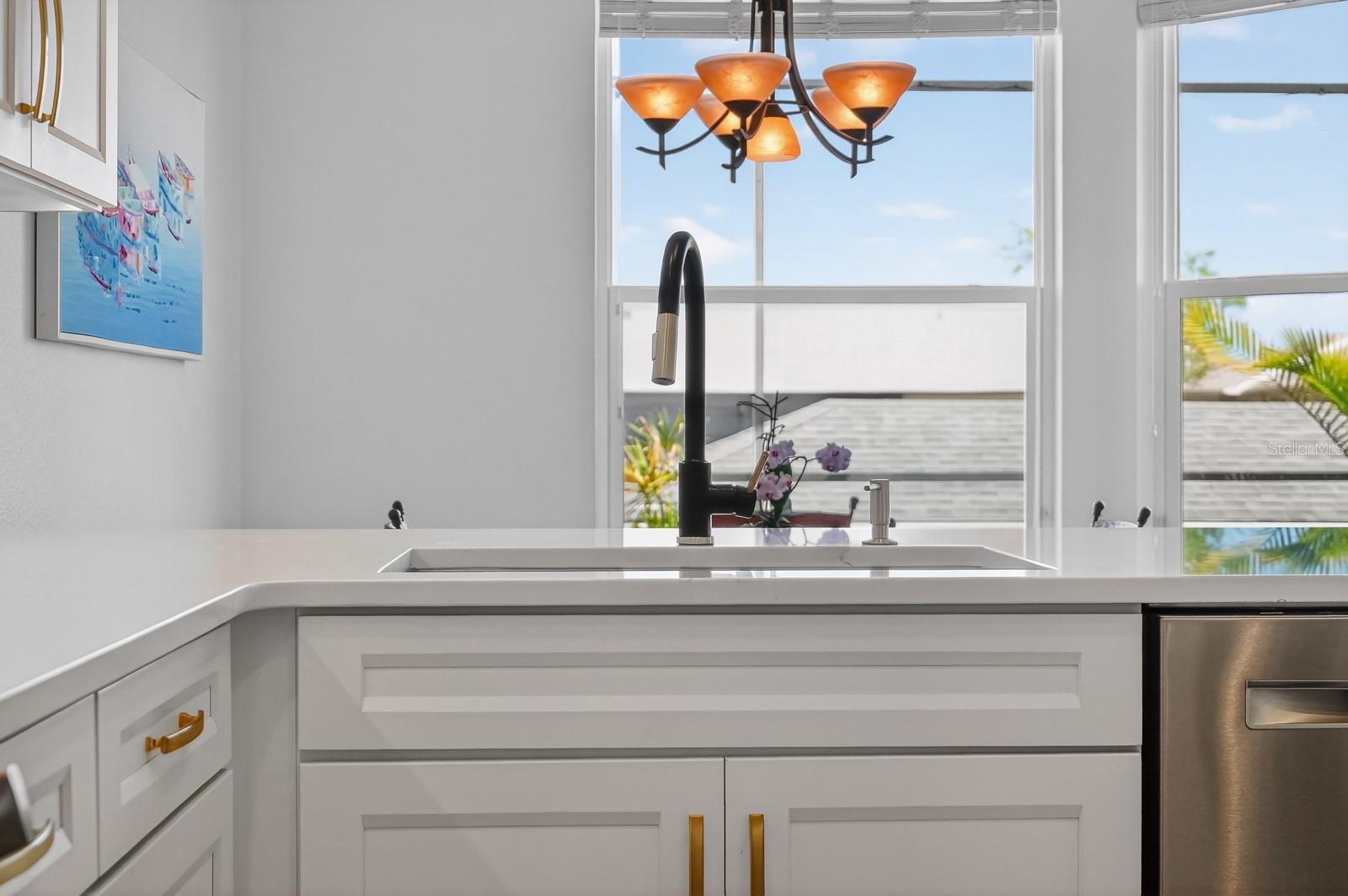 Image 21 of 84 For 11 Cottonton Court