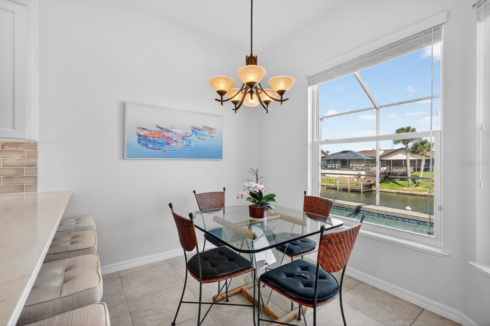 Image 22 of 84 For 11 Cottonton Court