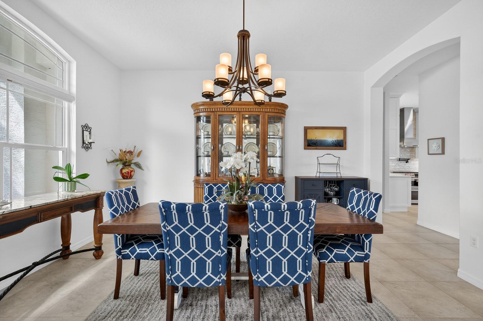 Image 25 of 84 For 11 Cottonton Court