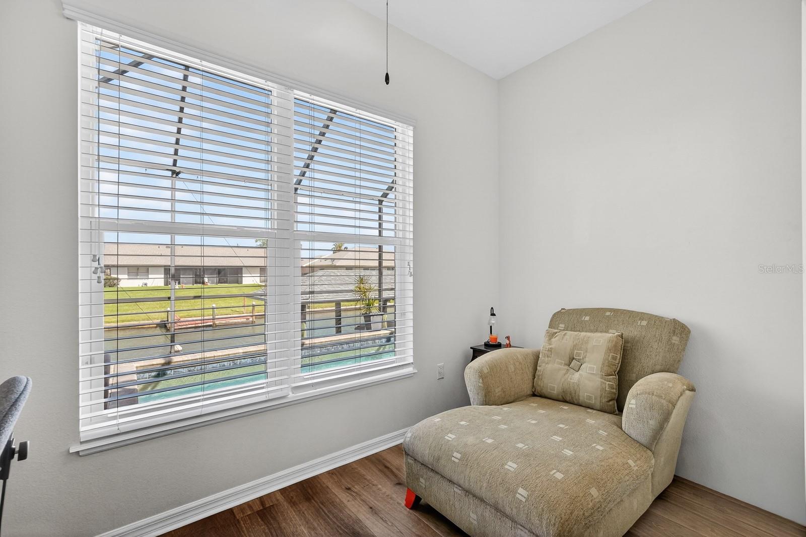 Image 28 of 84 For 11 Cottonton Court